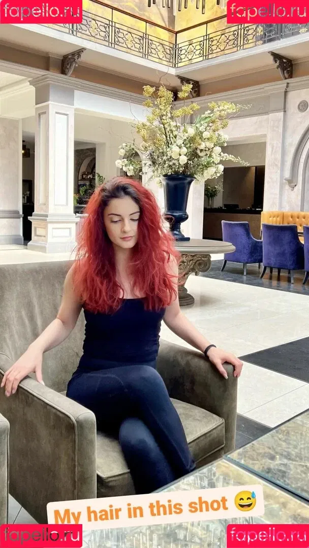 AnnieFuchsia Onlyfans Photo Gallery 
