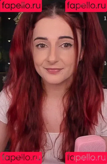 AnnieFuchsia Onlyfans Photo Gallery 