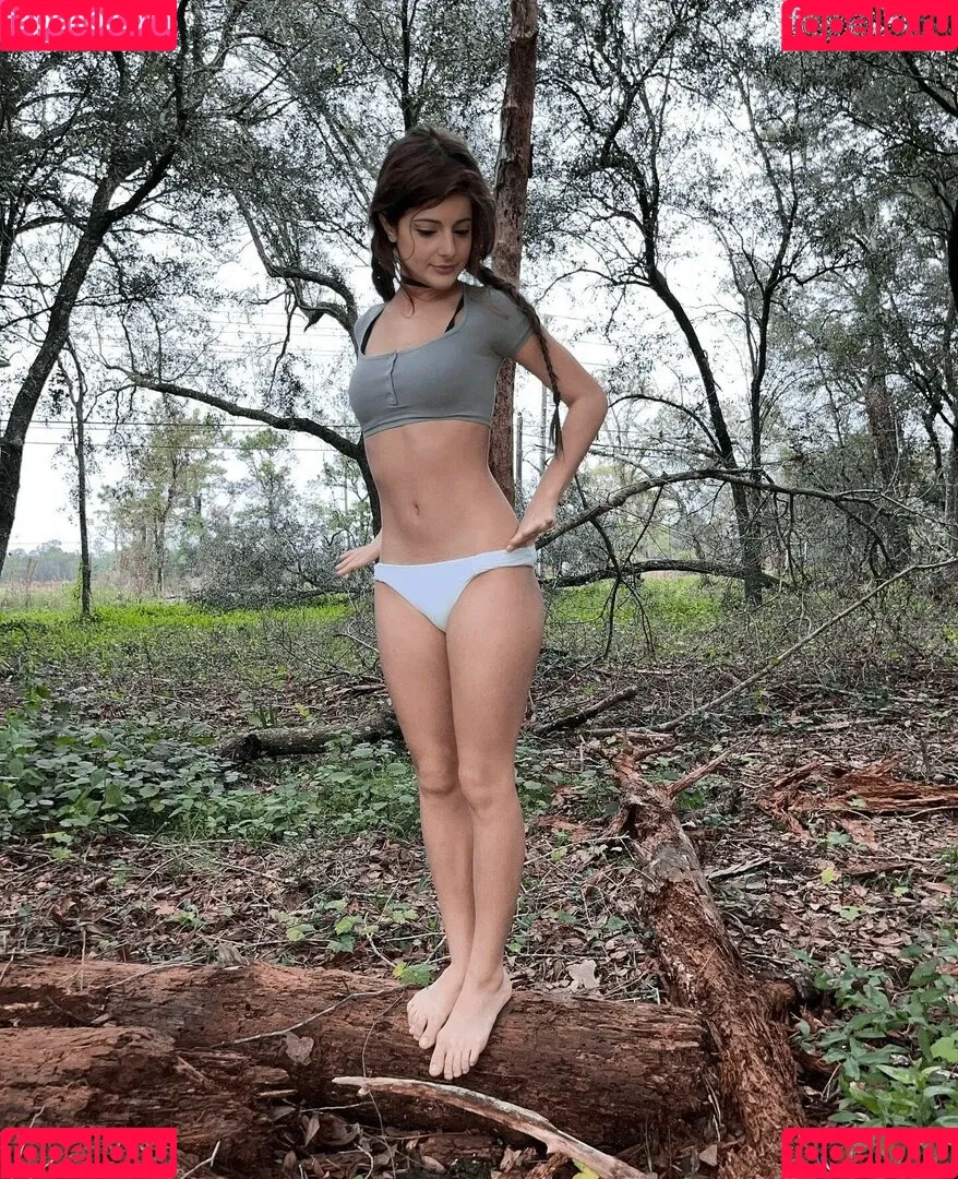 AnnieFuchsia Onlyfans Photo Gallery 
