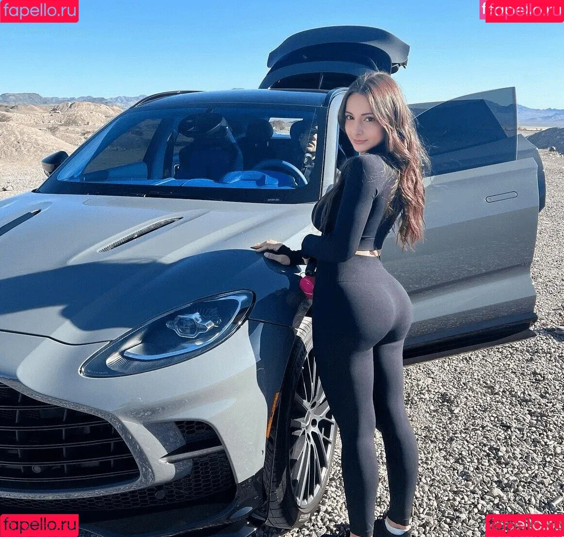 AnnieFuchsia Onlyfans Photo Gallery 
