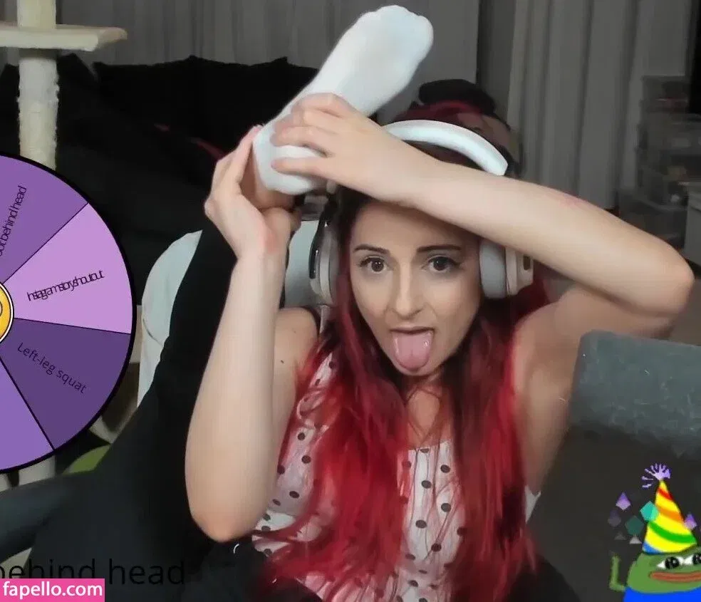 AnnieFuchsia Onlyfans Photo Gallery 