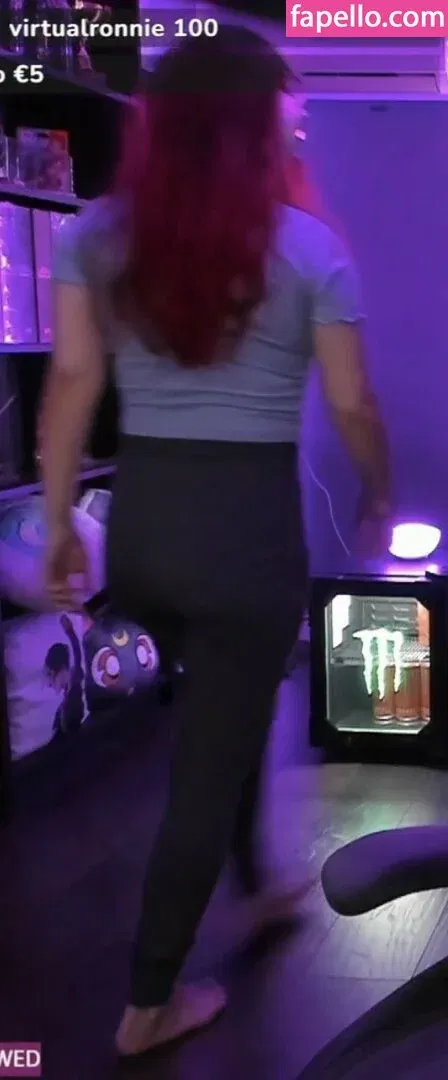 AnnieFuchsia Onlyfans Photo Gallery 