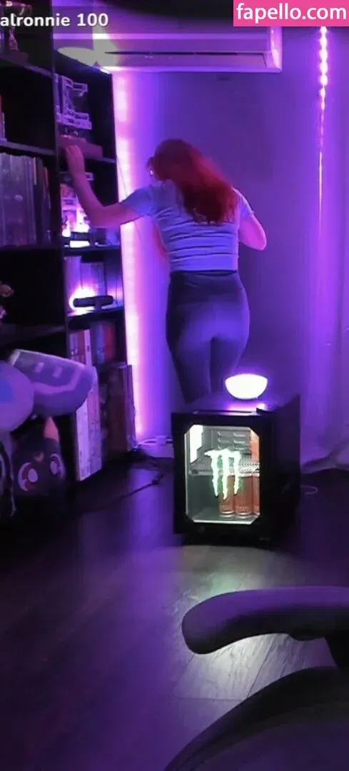 AnnieFuchsia Onlyfans Photo Gallery 