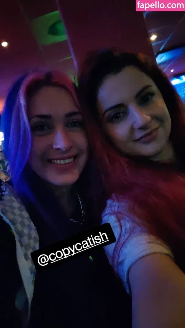 AnnieFuchsia Onlyfans Photo Gallery 