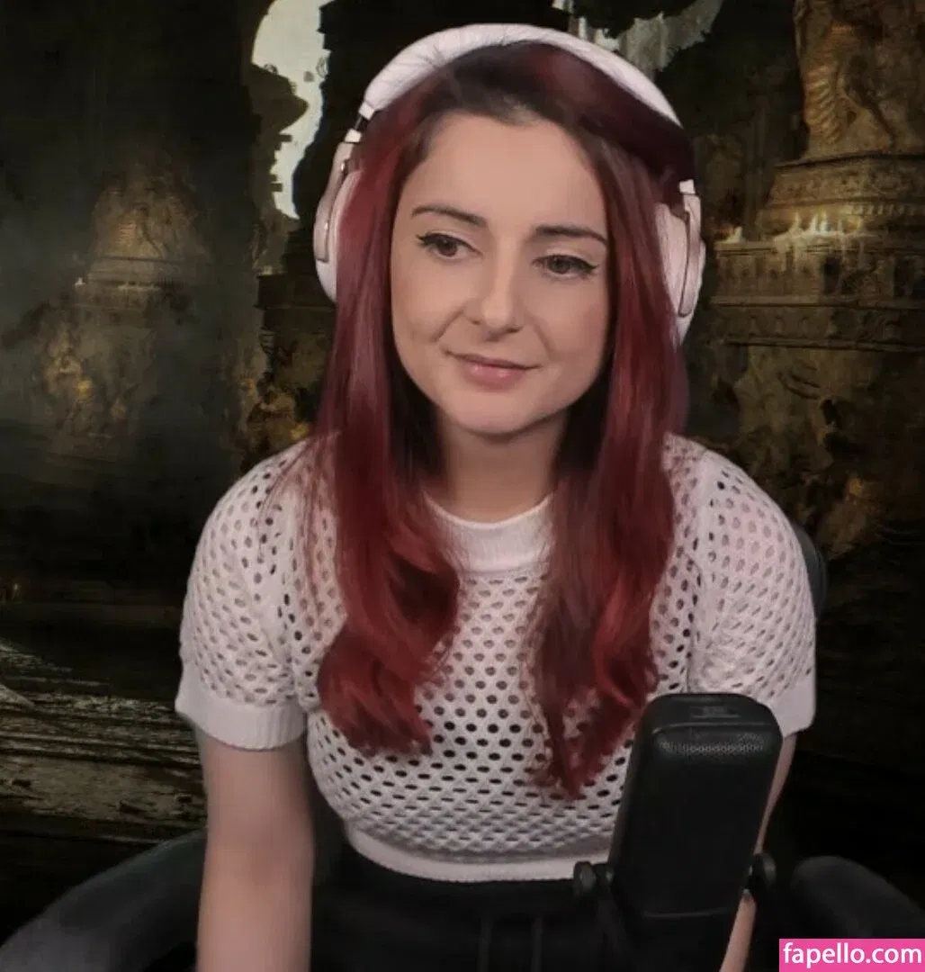 AnnieFuchsia Onlyfans Photo Gallery 