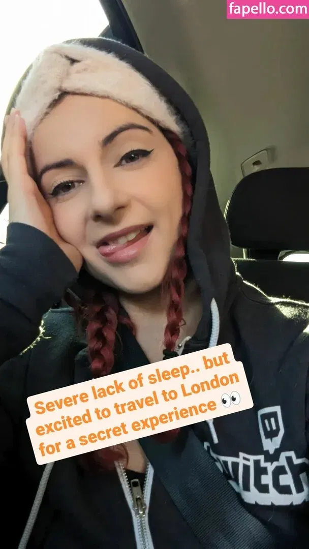 AnnieFuchsia Onlyfans Photo Gallery 