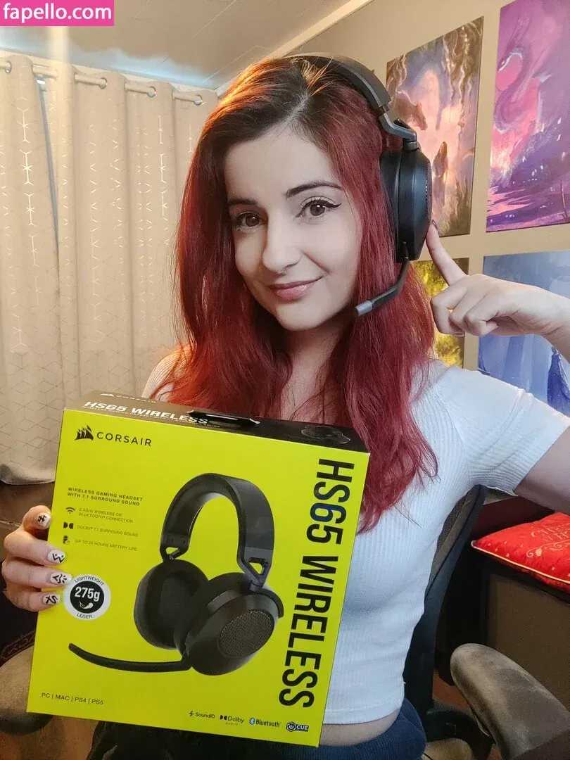 AnnieFuchsia Onlyfans Photo Gallery 