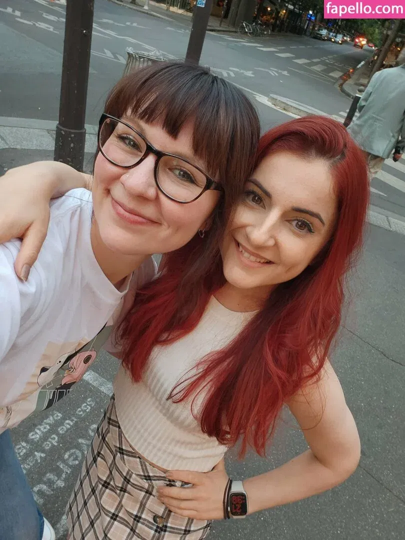 AnnieFuchsia Onlyfans Photo Gallery 