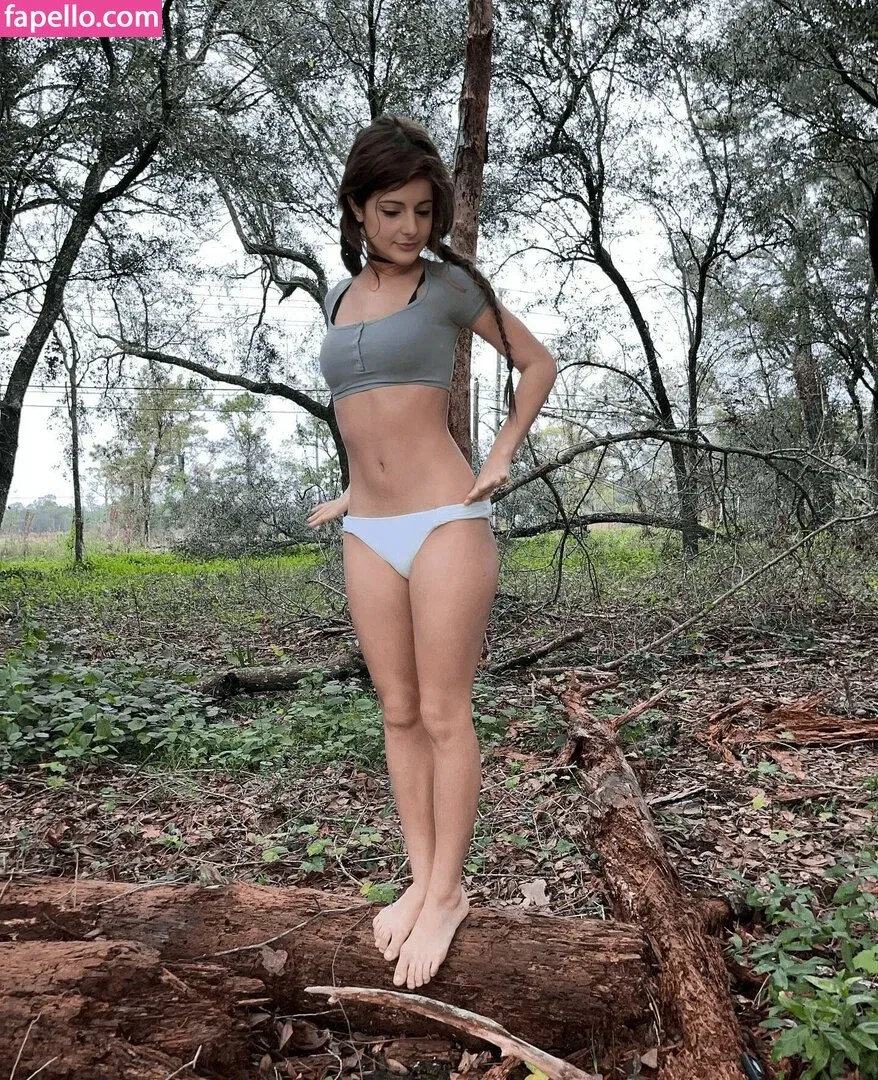 AnnieFuchsia Onlyfans Photo Gallery 