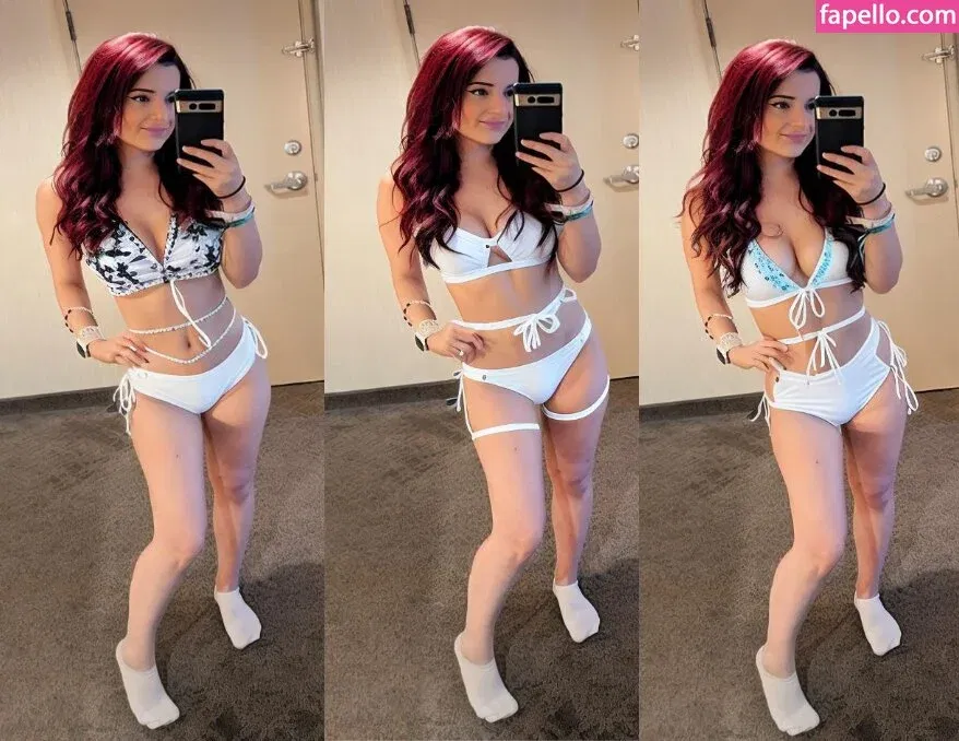 AnnieFuchsia Onlyfans Photo Gallery 