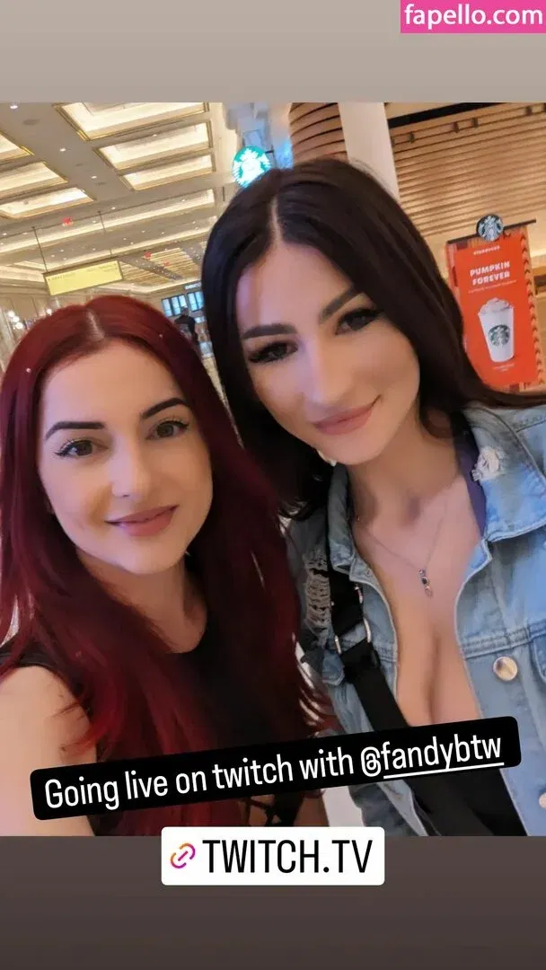 AnnieFuchsia Onlyfans Photo Gallery 