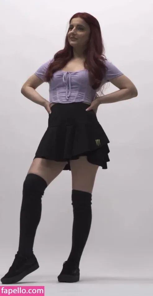 AnnieFuchsia Onlyfans Photo Gallery 