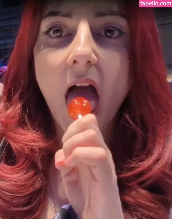 AnnieFuchsia Onlyfans Photo Gallery 