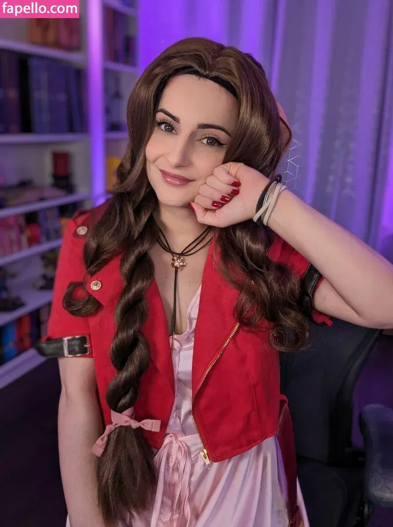 AnnieFuchsia Onlyfans Photo Gallery 