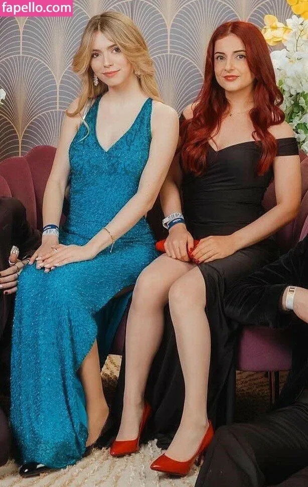 AnnieFuchsia Onlyfans Photo Gallery 