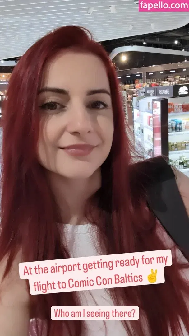 AnnieFuchsia Onlyfans Photo Gallery 