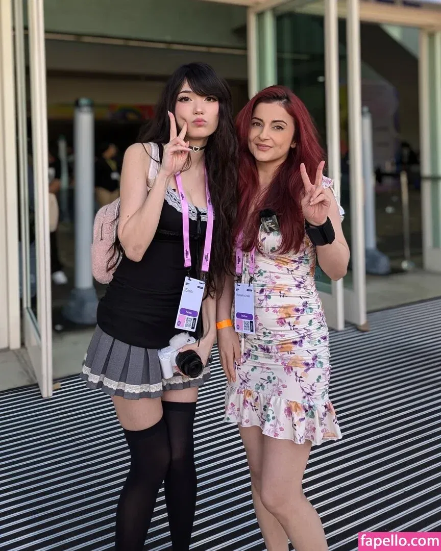 AnnieFuchsia Onlyfans Photo Gallery 