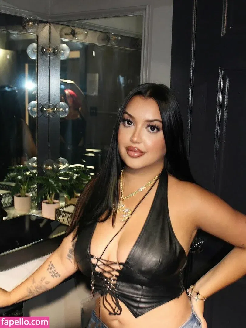 Ariel Smikon Onlyfans Photo Gallery 