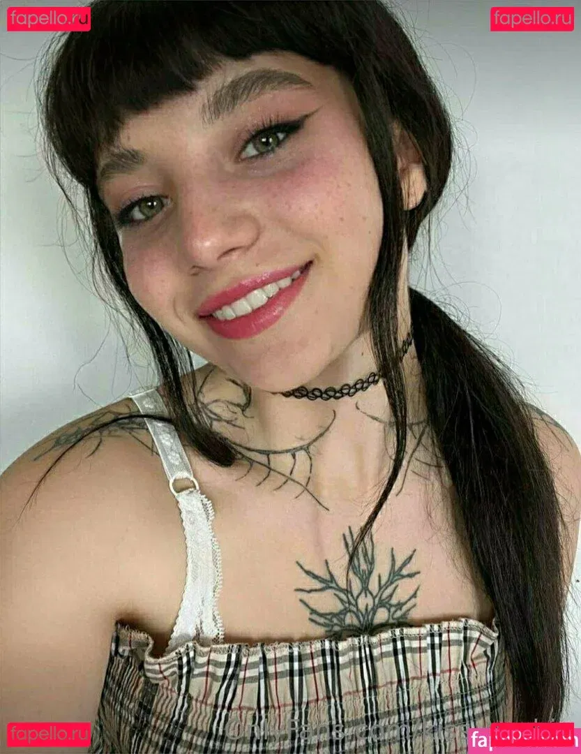 kiss_sophie Onlyfans Photo Gallery 