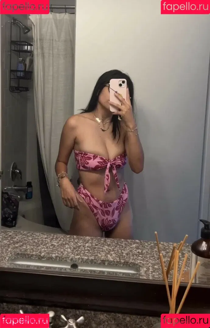 Emilia Torres Onlyfans Photo Gallery 