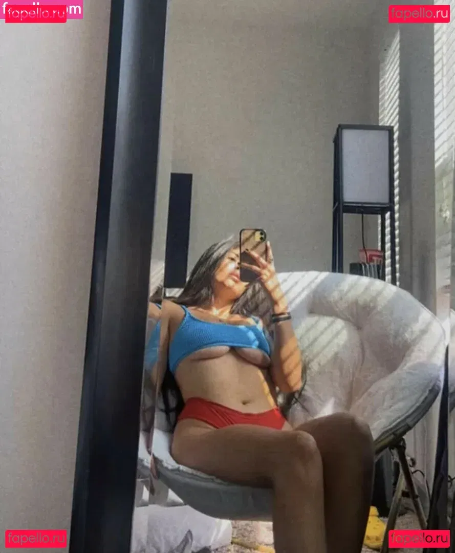 Emilia Torres Onlyfans Photo Gallery 