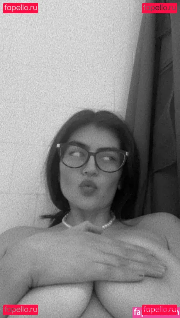 Emilia Torres Onlyfans Photo Gallery 