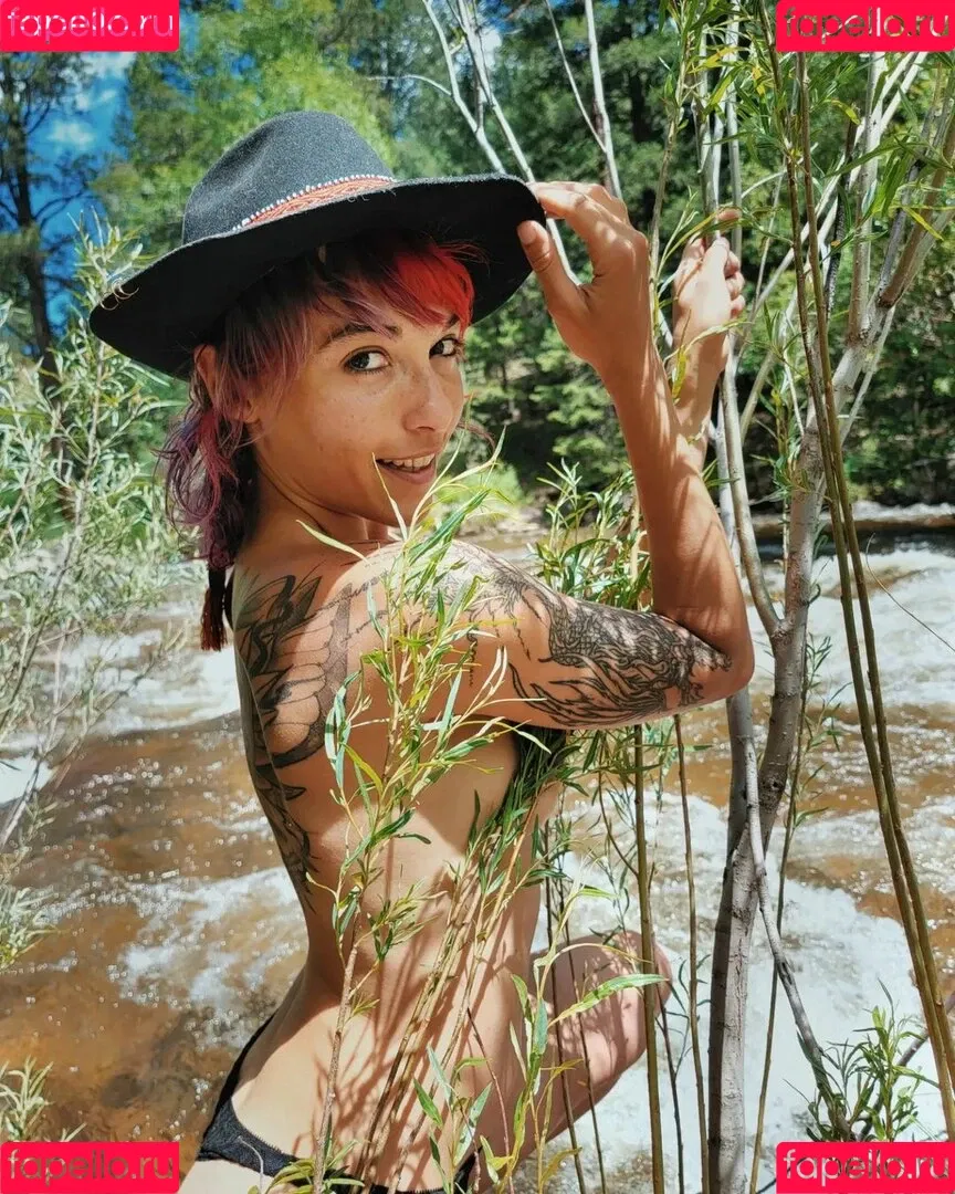 PixiePixelized Onlyfans Photo Gallery 