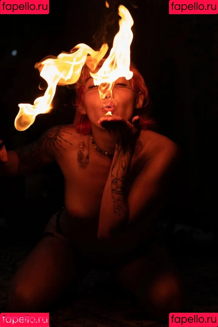 PixiePixelized Onlyfans Photo Gallery 