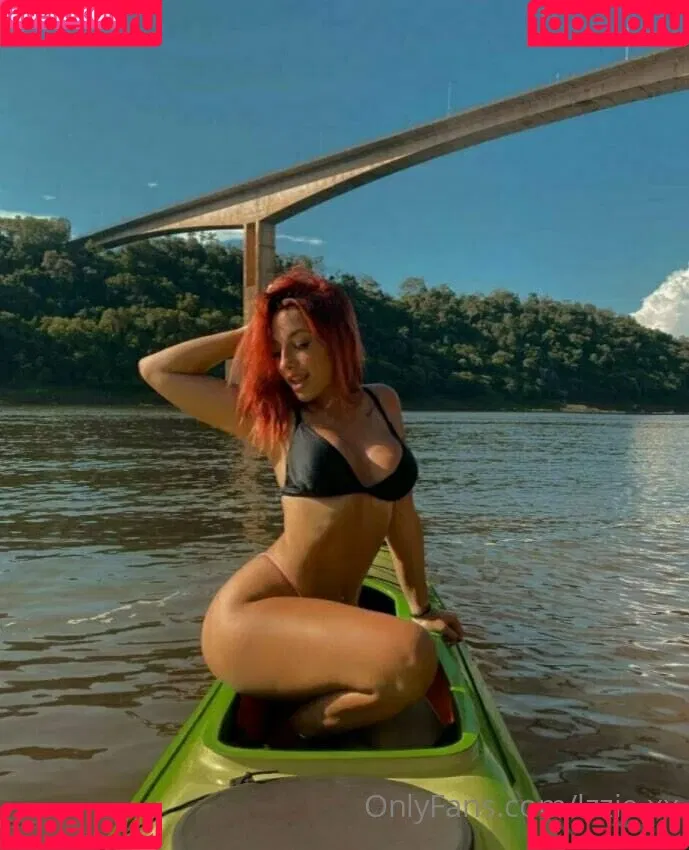 lzzie.xx Onlyfans Photo Gallery 
