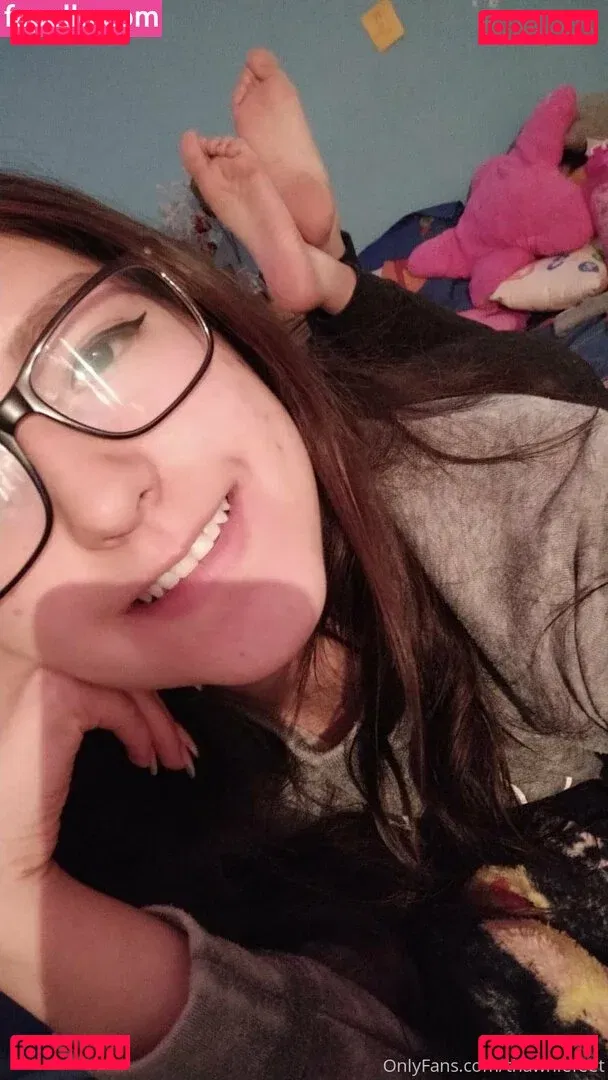 thawniefeet Onlyfans Photo Gallery 