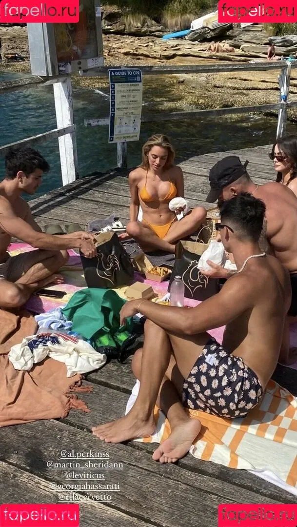 Georgia Hassarati Onlyfans Photo Gallery 