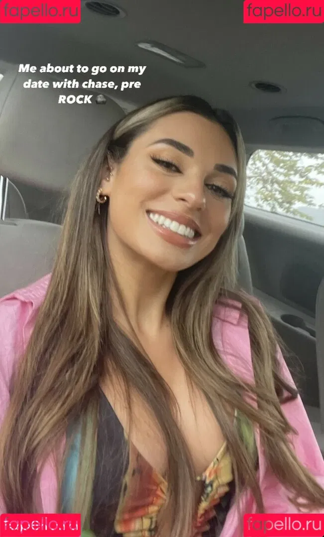 Georgia Hassarati Onlyfans Photo Gallery 