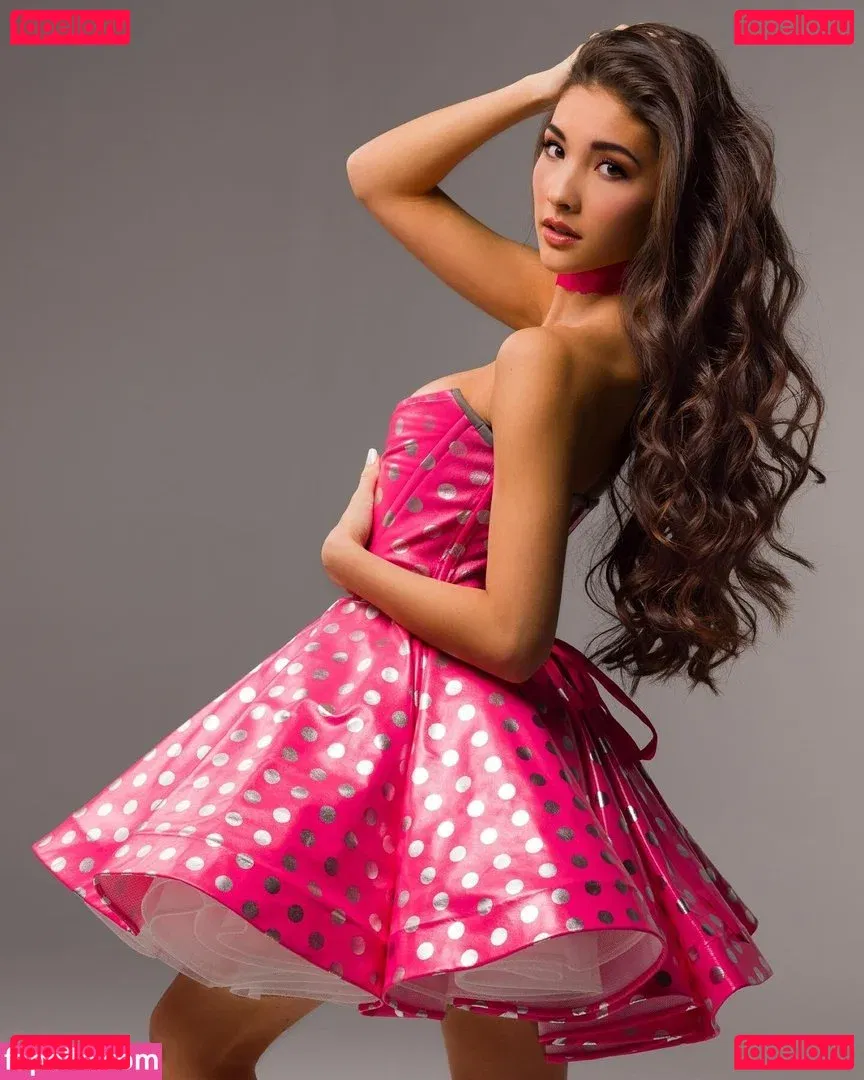 Haley Gosserand Onlyfans Photo Gallery 