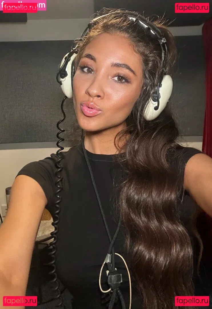 Haley Gosserand Onlyfans Photo Gallery 