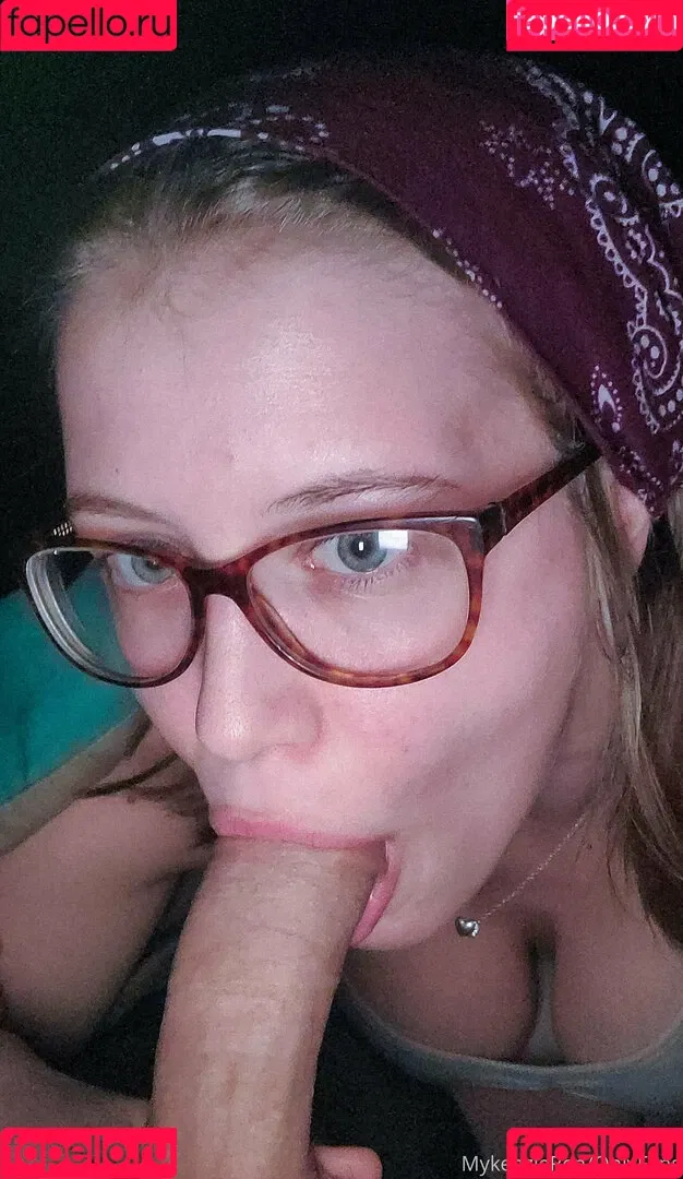 mykenzieren Onlyfans Photo Gallery 