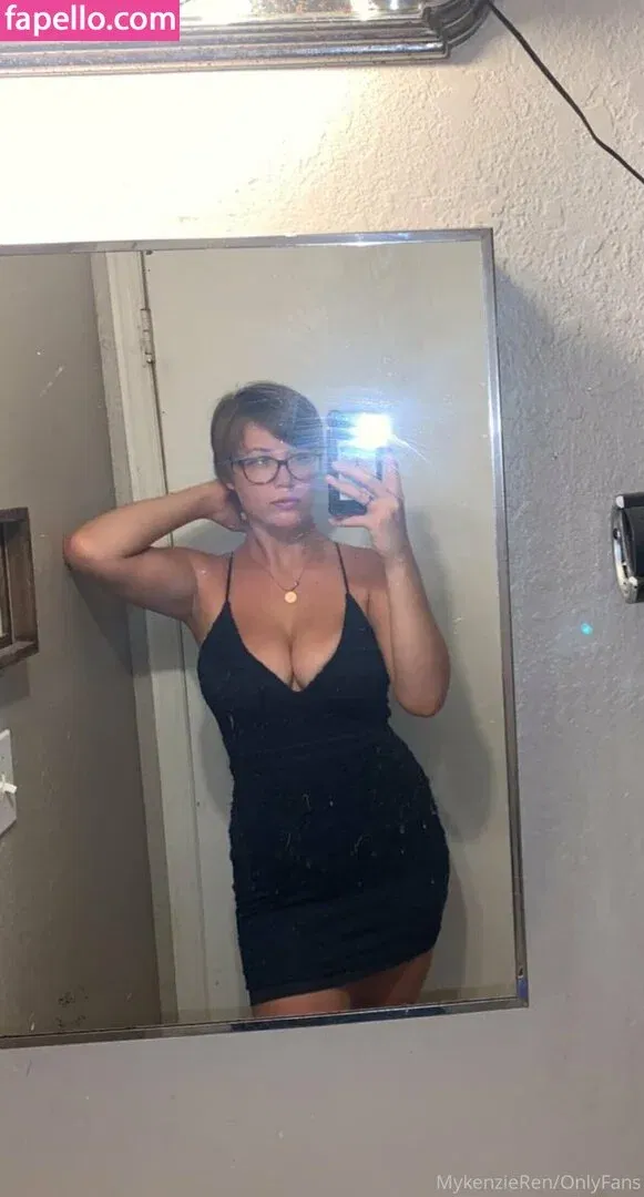 mykenzieren Onlyfans Photo Gallery 