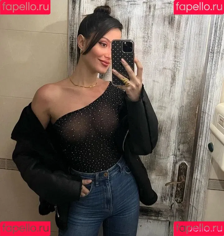 Tania Medina Onlyfans Photo Gallery 