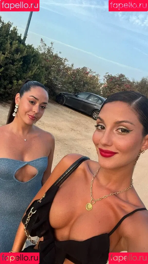 Tania Medina Onlyfans Photo Gallery 