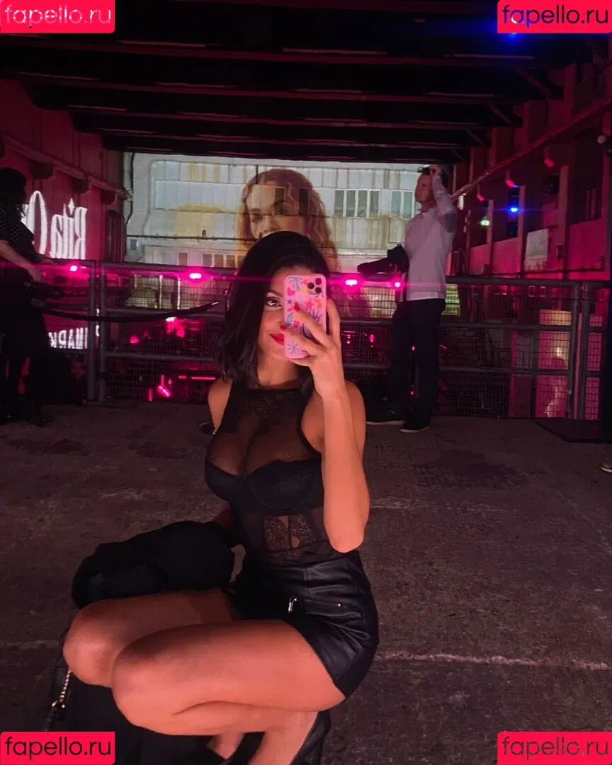 Tania Medina Onlyfans Photo Gallery 