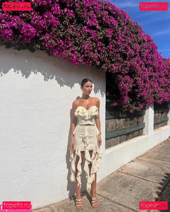 Tania Medina Onlyfans Photo Gallery 