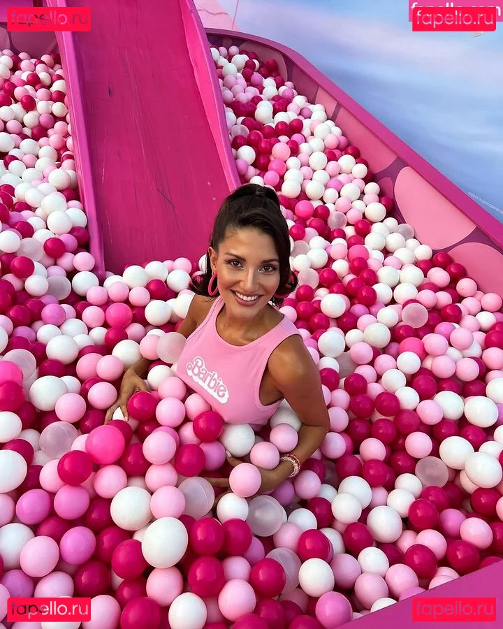 Tania Medina Onlyfans Photo Gallery 