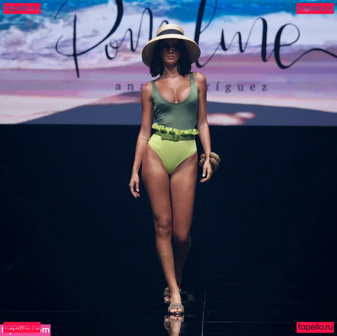 Tania Medina Onlyfans Photo Gallery 