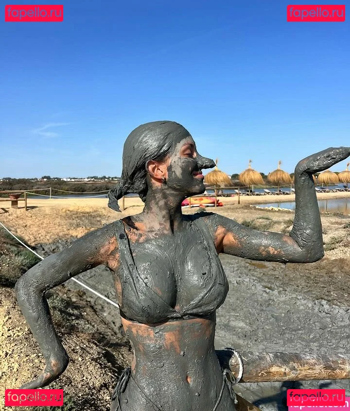 Tania Medina Onlyfans Photo Gallery 