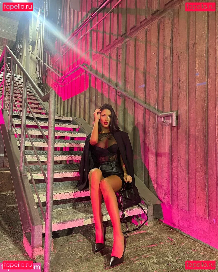 Tania Medina Onlyfans Photo Gallery 