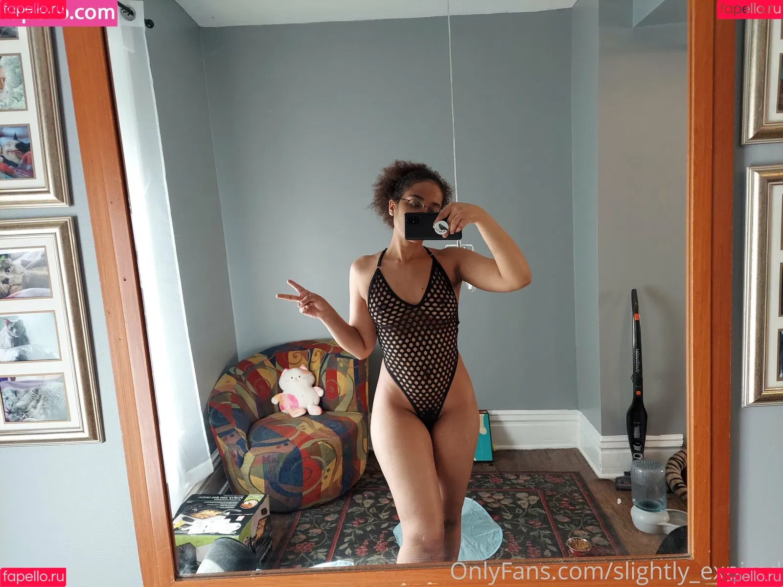 Slightly Expired Onlyfans Photo Gallery 