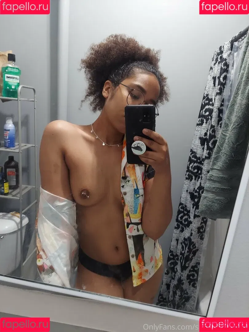 Slightly Expired Onlyfans Photo Gallery 