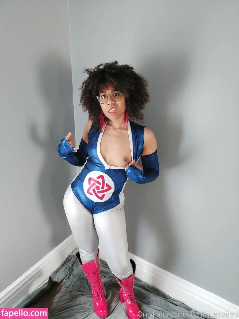 Slightly Expired Onlyfans Photo Gallery 