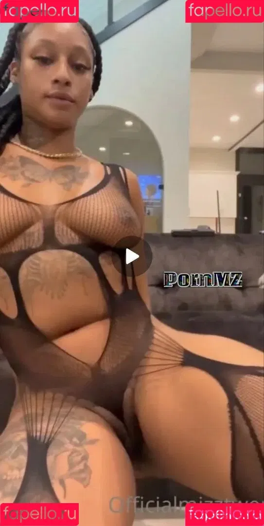 Mizz Twerksum Onlyfans Photo Gallery 