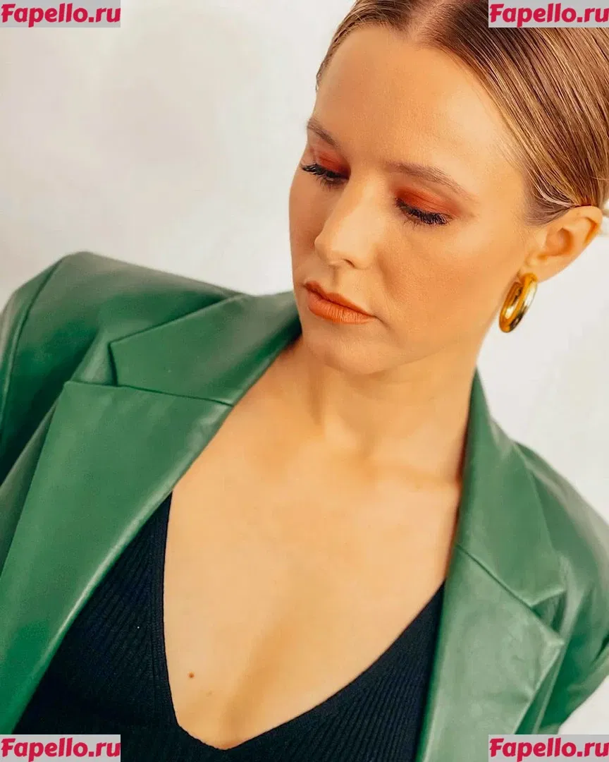 Kristen Bell Onlyfans Photo Gallery 