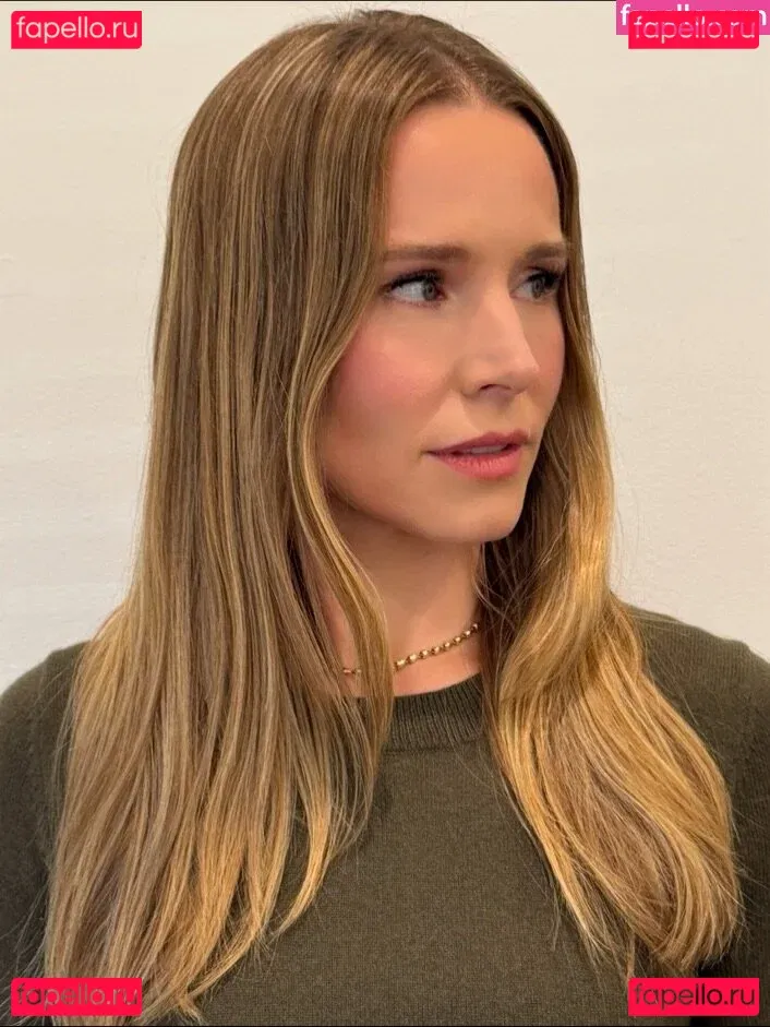 Kristen Bell Onlyfans Photo Gallery 